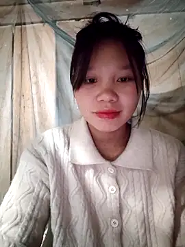 Snapshot of linh-miu99 chatting on February 15, 3:53 pm linh-miu99 online show from February 15, 3:53 pm