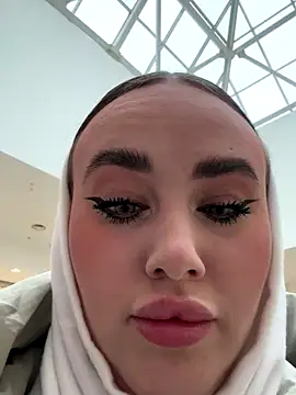 KiraSunshine online show from November 12, 3:40 am