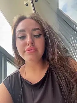 KiraSunshine online show from March 18, 4:15 am