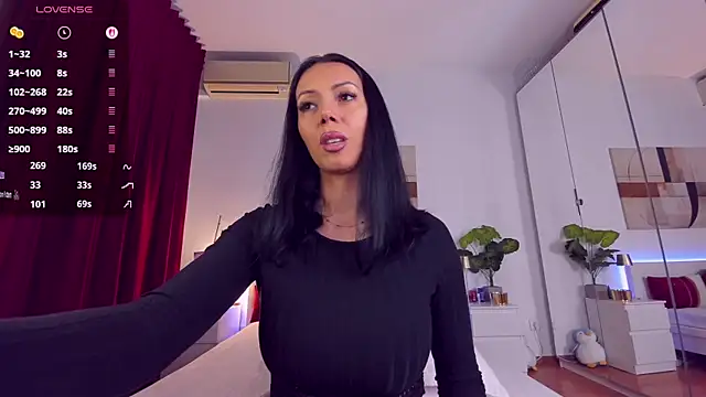 nadeen na online show from November 11, 5:24 pm