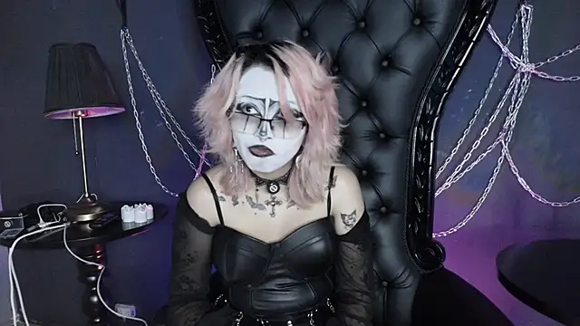 Navier   online show from April 14, 3:01 am