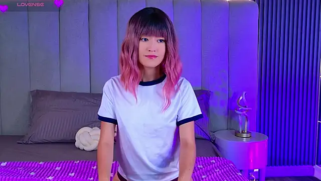 Tiny Dream online show from December 20, 9:11 pm