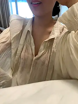 Minhee22 online show from November 9, 11:25 pm