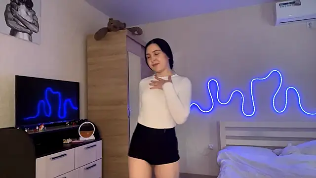 MyraLitterers online show from April 9, 3:39 pm