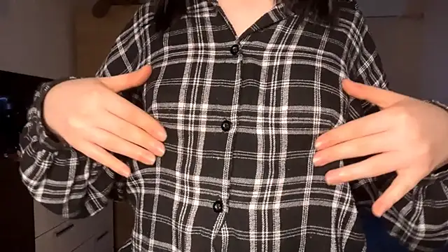 MyraLitterers online show from April 14, 4:24 pm