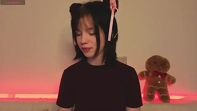 ruby dallos online show from February 17, 10:38 pm