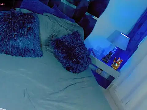 zara-gill online show from January 15, 3:38 pm