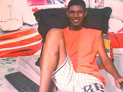 IndianThuggin online show from November 29, 8:39 am