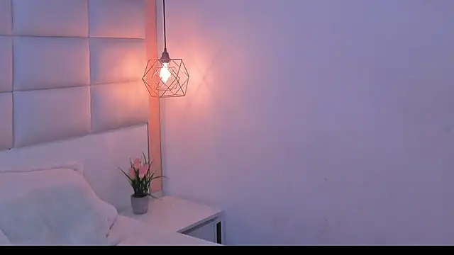 Sofia clk online show from April 7, 3:29 am