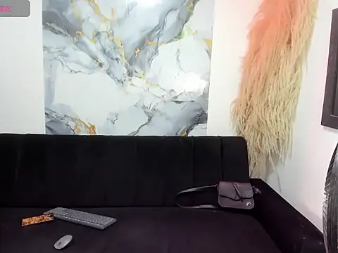 Snapshot of jessica_latina777 chatting on February 15, 8:05 pm jessica latina777 online show from February 15, 8:05 pm