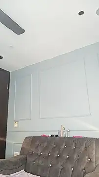 Orianabluee  online show from November 30, 3:43 am