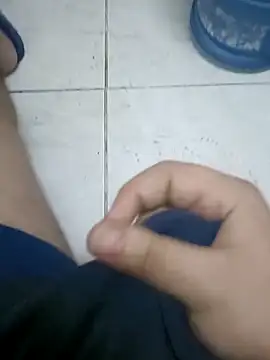 ConvoyedSubgroup online show from April 10, 1:44 am