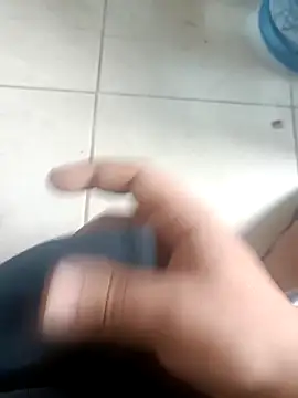 ConvoyedSubgroup online show from April 11, 4:39 am