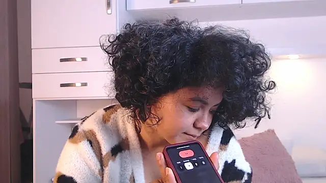 MartiRuis10 online show from October 26, 8:37 pm