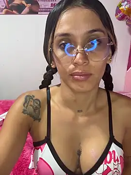 KIMBERLYPULIDO online show from June 26, 7:46 am