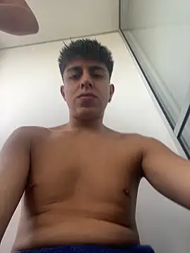 motomotoboy online show from March 1, 9:17 pm