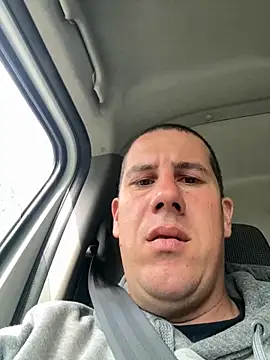 Szeximado31 online show from April 13, 1:05 pm