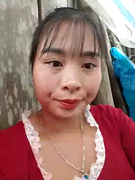 Squirrel-Pear online show from November 18, 3:56 am