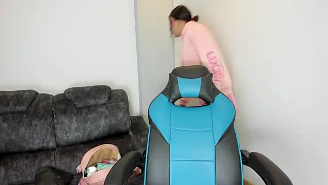 stefy bratz online show from March 18, 3:53 am