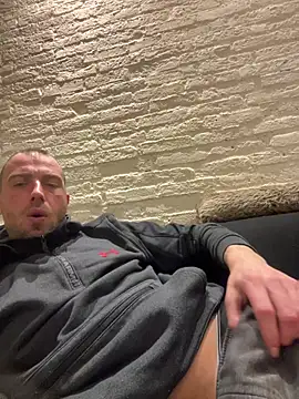 Rotteei1 online show from February 28, 9:05 pm