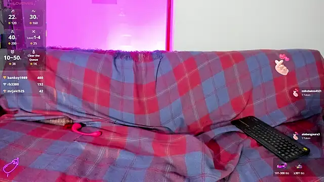 Nikki  uwu online show from March 8, 2:04 am