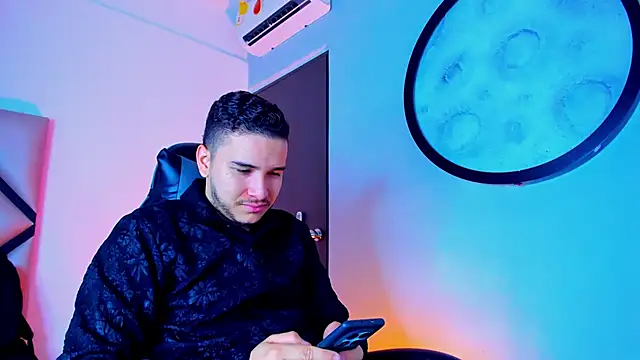 mike 257 online show from November 29, 11:57 am