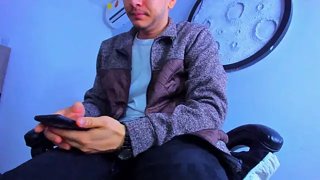 mike 257 online show from January 10, 12:18 pm