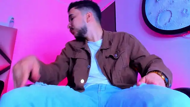 mike 257 online show from April 4, 11:51 am