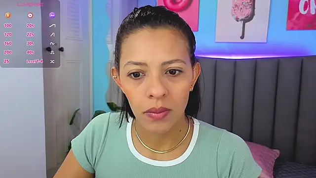 Snapshot of Aria_Russo chatting on January 11, 3:50 pm Aria Russo online show from January 11, 3:50 pm