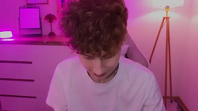 crisp1n online show from February 22, 6:24 am