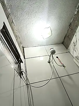 Snapshot of gusto14cm chatting on February 13, 7:21 pm gusto14cm online show from February 13, 7:21 pm