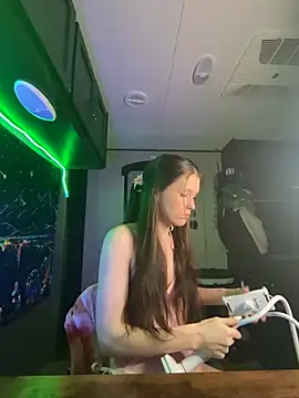 Thedeepwebcutie online show from February 24, 2:31 am