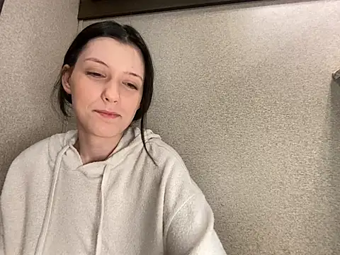 Thedeepwebcutie online show from June 17, 6:05 am