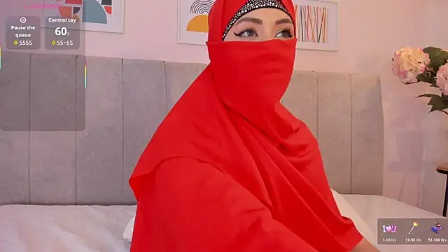 fatiima  online show from February 12, 8:15 pm