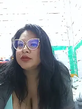 celeste122595 online show from July 4, 4:13 pm