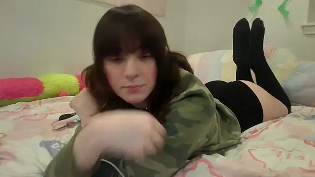 Trickylucy555 online show from December 21, 10:00 am