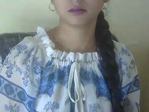 Snapshot of shimz_ chatting on November 16, 6:19 am shimz online show from November 16, 6:19 am