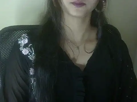 Snapshot of shimz_ chatting on December 14, 6:08 am shimz online show from December 14, 6:08 am