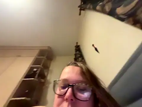 Scarletcum22 online show from December 16, 7:24 am