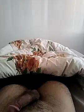 Can toprak05 online show from October 19, 11:00 am