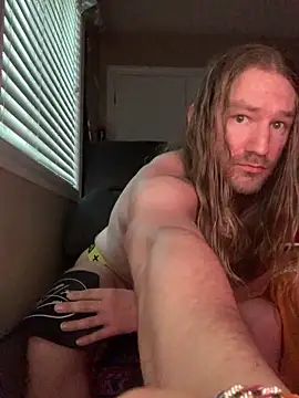 Snapshot of Good-naturedLSDsex chatting on June 8, 9:42 am Good-naturedLSDsex online show from June 8, 9:42 am