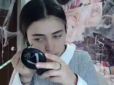 Snapshot of KittenMiss_ chatting on October 28, 7:38 pm KittenMiss online show from October 28, 7:38 pm