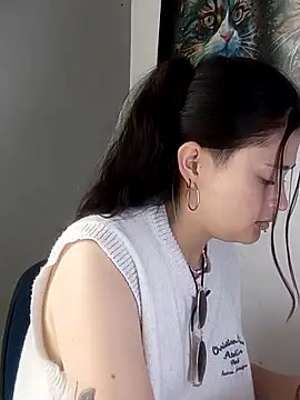 Snapshot of KittenMiss_ chatting on November 13, 7:35 pm KittenMiss online show from November 13, 7:35 pm