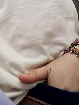 Snapshot of KittenMiss_ chatting on November 16, 7:52 pm KittenMiss online show from November 16, 7:52 pm