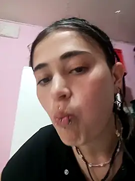 Snapshot of KittenMiss_ chatting on November 19, 6:52 pm KittenMiss online show from November 19, 6:52 pm