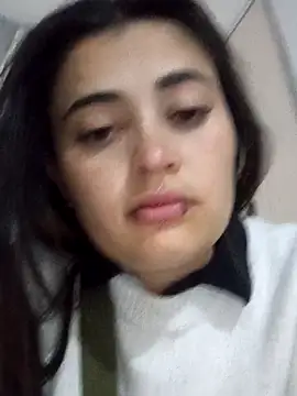 Snapshot of KittenMiss_ chatting on December 1, 11:10 pm KittenMiss online show from December 1, 11:10 pm