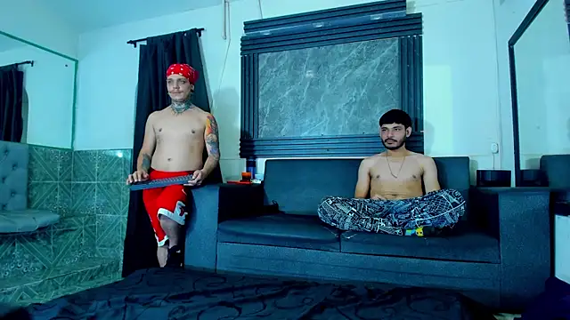 Snapshot of _AlecLawrence chatting on December 15, 12:20 pm AlecLawrence online show from December 15, 12:20 pm