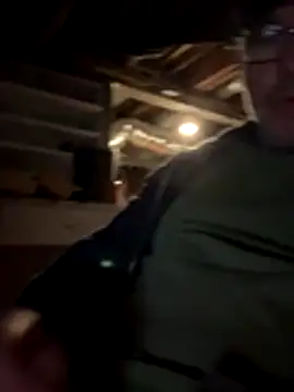 Snapshot of Kneetoe2025 chatting on November 25, 4:34 am Kneetoe2025 online show from November 25, 4:34 am