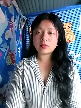 lisa-bae00 online show from April 2, 2:04 pm