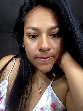 Snapshot of Malevas chatting on November 4, 6:01 am Malevas online show from November 4, 6:01 am